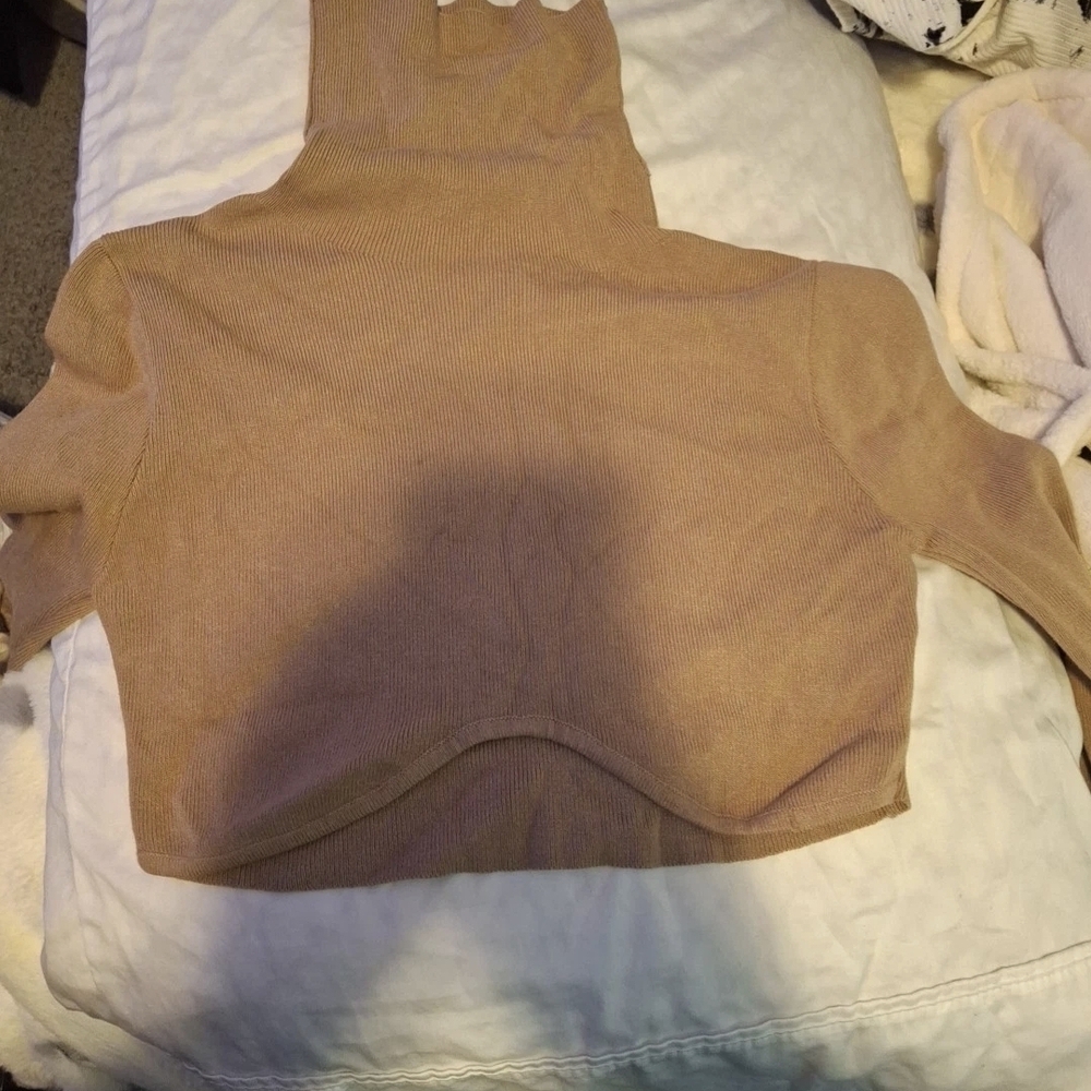 Women's Ribbed Cropped Hoodie - Tan